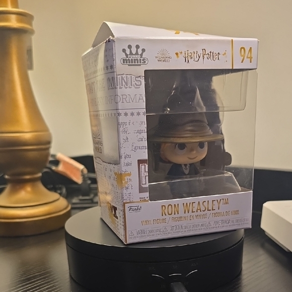 Funko Harry Potter Ron Weasley Mini Figure - Picture 1 of 4